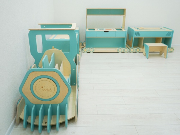 «Игровоз» - модульный органайзер в виде паровоза для детского сада АЛМА