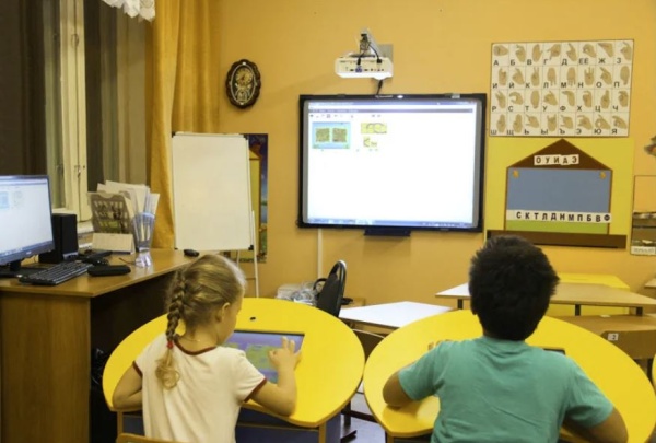 Первая интерактивная парта