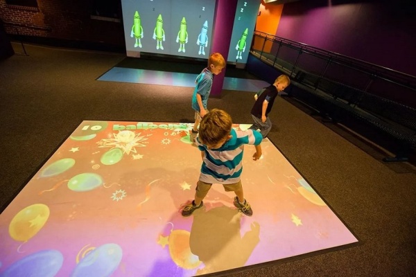 Интерактивный пол Romsens