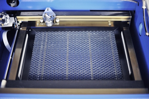 Лазерно-гравировальный станок LTT-Z3020