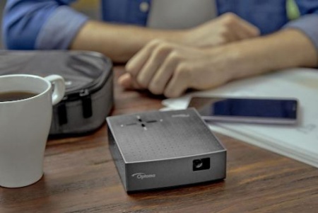 Мультимедийный проектор Optoma LV130