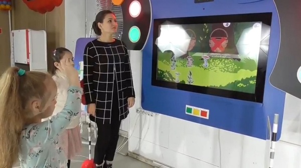 Интерактивный комплекс НФИ ПДД «Добрая дорога» premium из серии «Кисельковое царство»